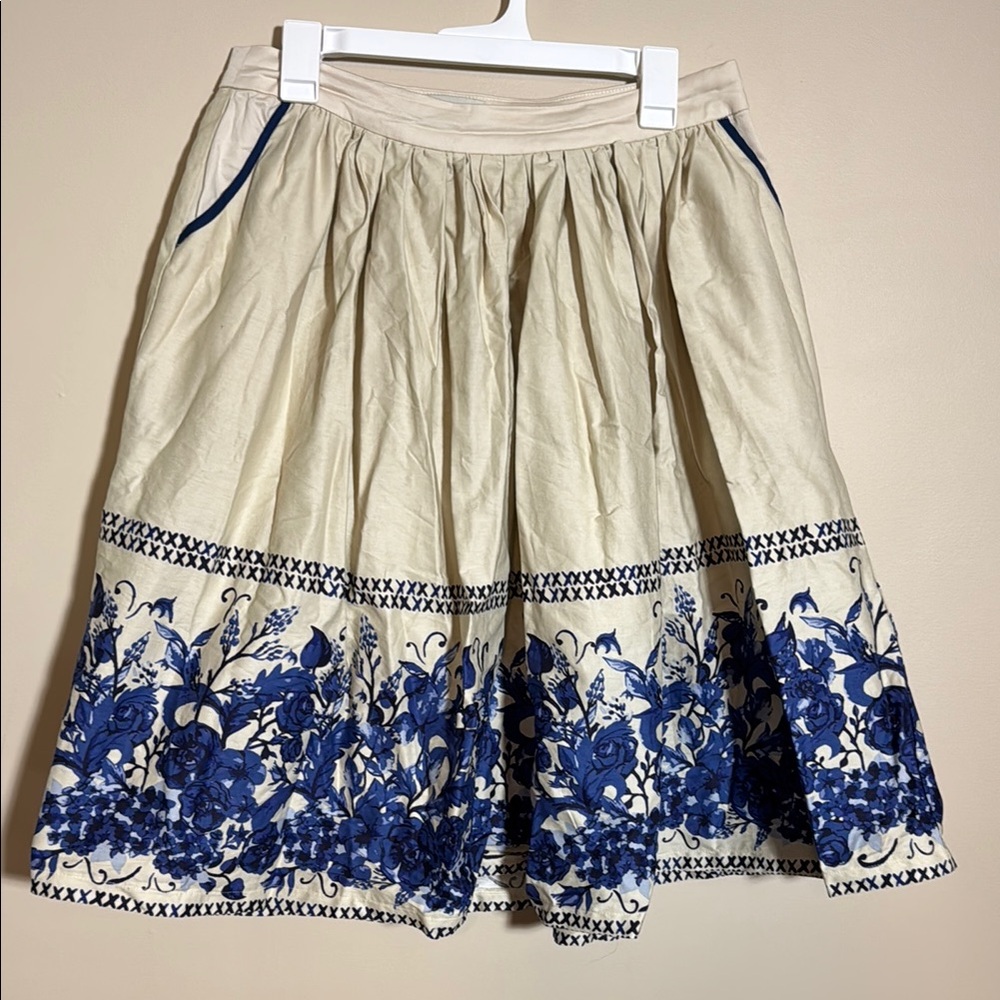 Lindy Bop Cream Knee-Length Pleated Skirt
